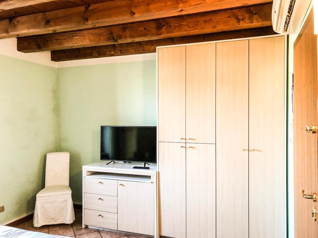 Hotel Le Finestre Su Borghetto Valeggio sul Mincio Zewnętrze zdjęcie