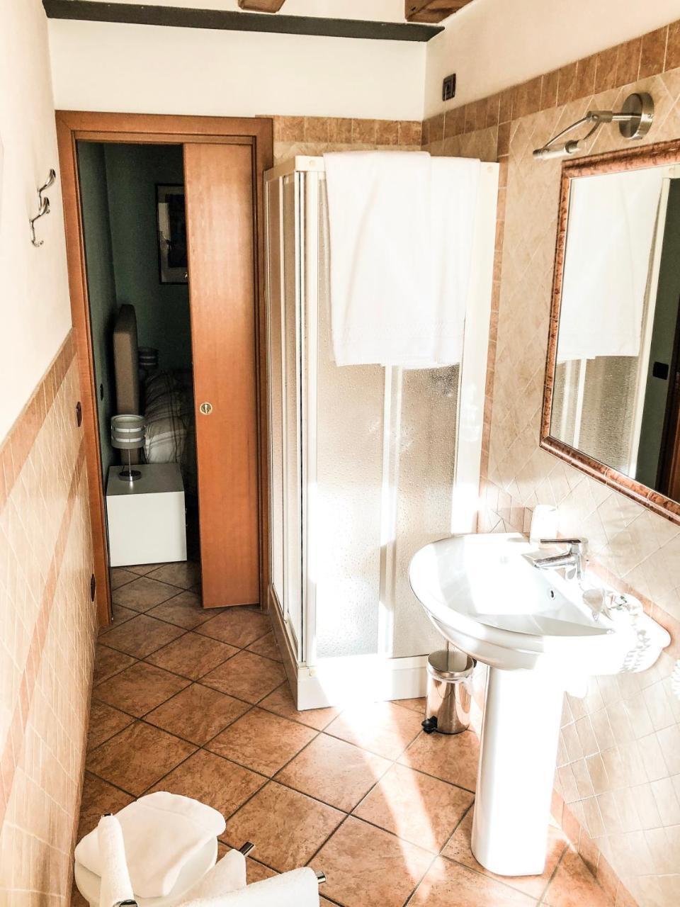 Hotel Le Finestre Su Borghetto Valeggio sul Mincio Zewnętrze zdjęcie